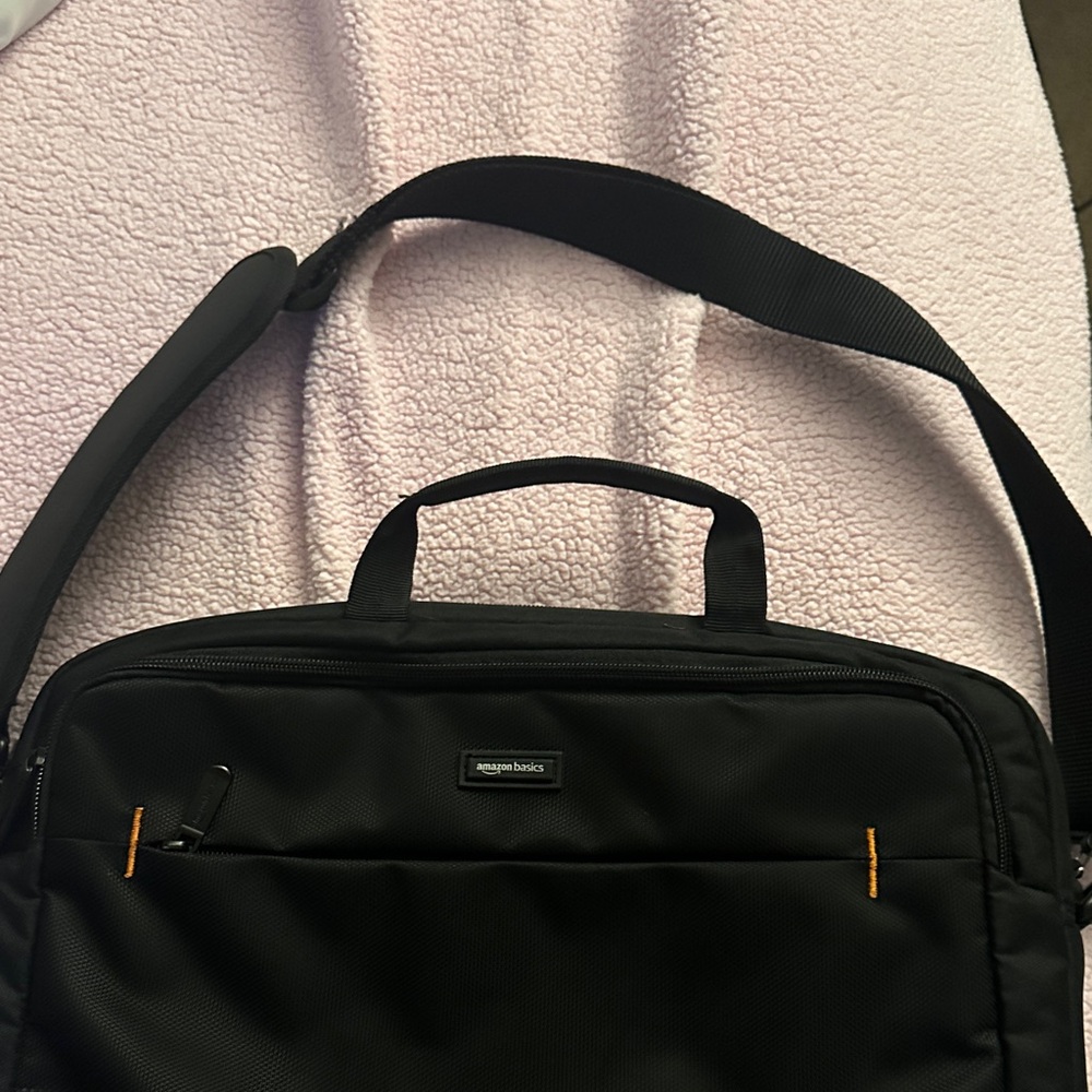Amazon Basics Black Laptop Bag - Picture 3 of 6